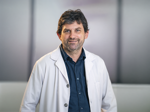 Dr. Juan Galvez